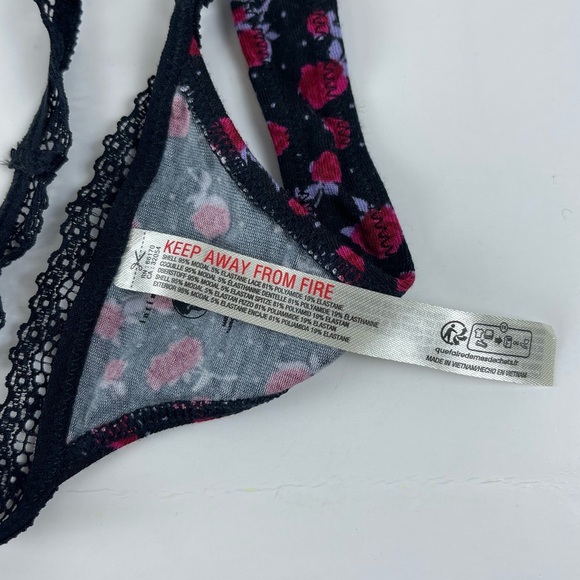 NEW Intimately Free People Sustainable Super Thong Large Black Floral Lace NWOT - Picture 5 of 6